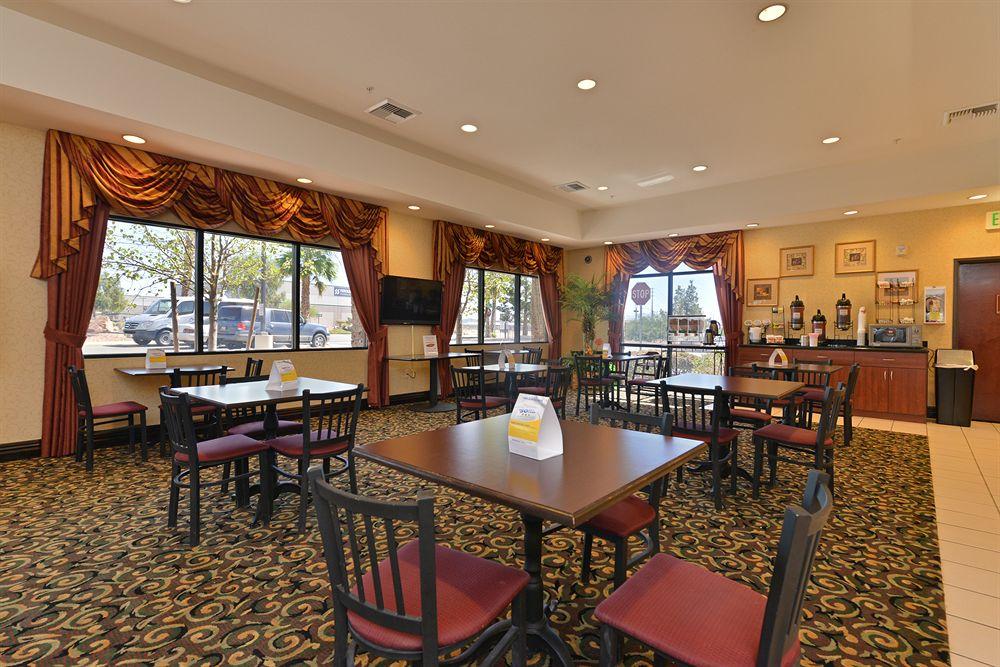 Comfort Inn & Suites Las Vegas - Nellis Exterior foto