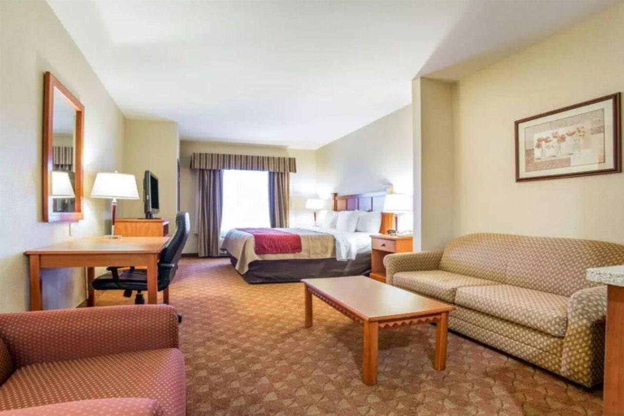 Comfort Inn & Suites Las Vegas - Nellis Exterior foto