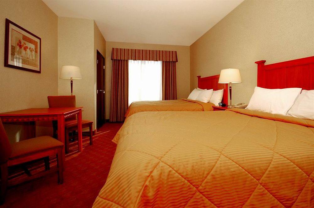 Comfort Inn & Suites Las Vegas - Nellis Exterior foto