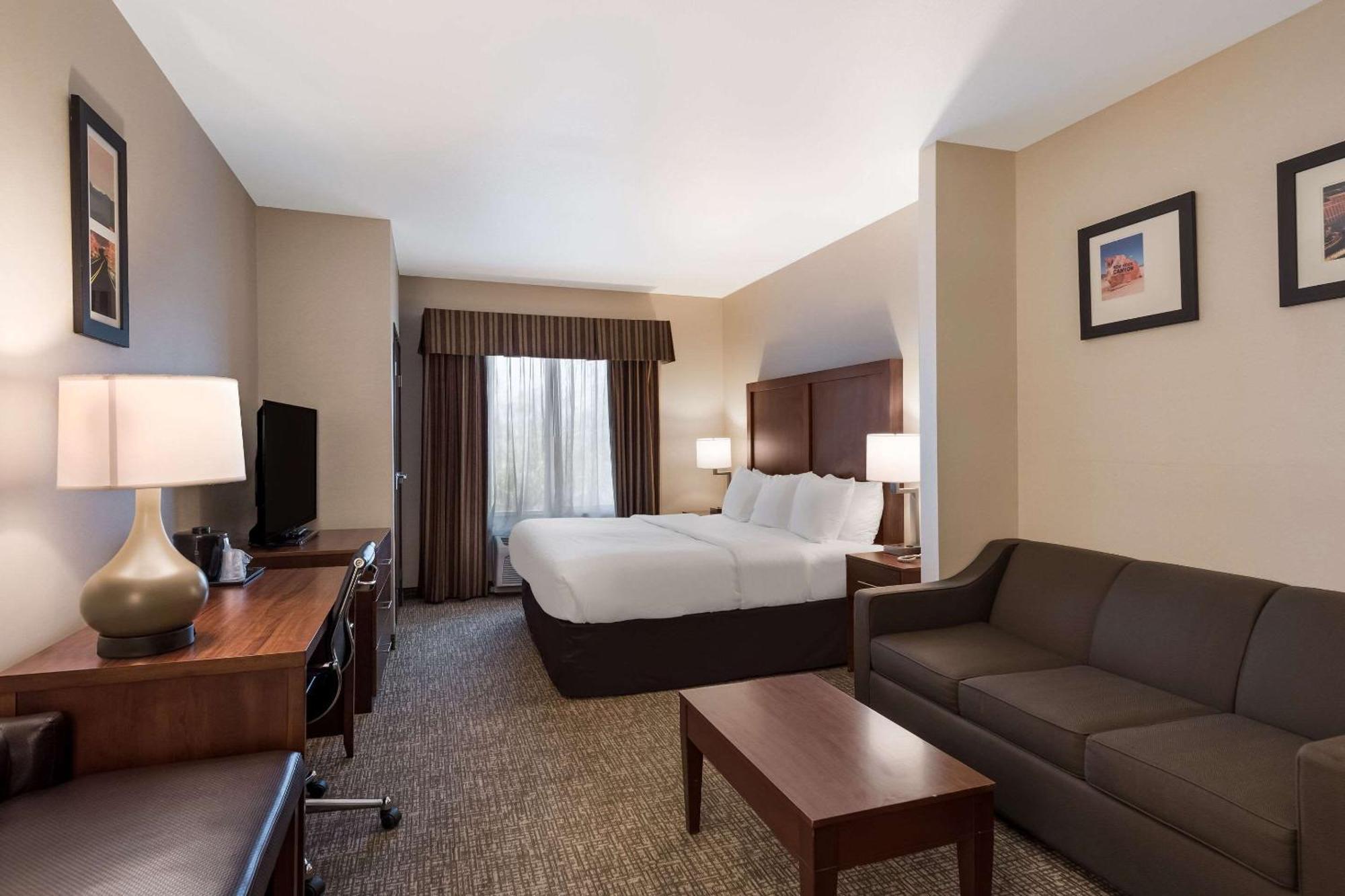Comfort Inn & Suites Las Vegas - Nellis Exterior foto