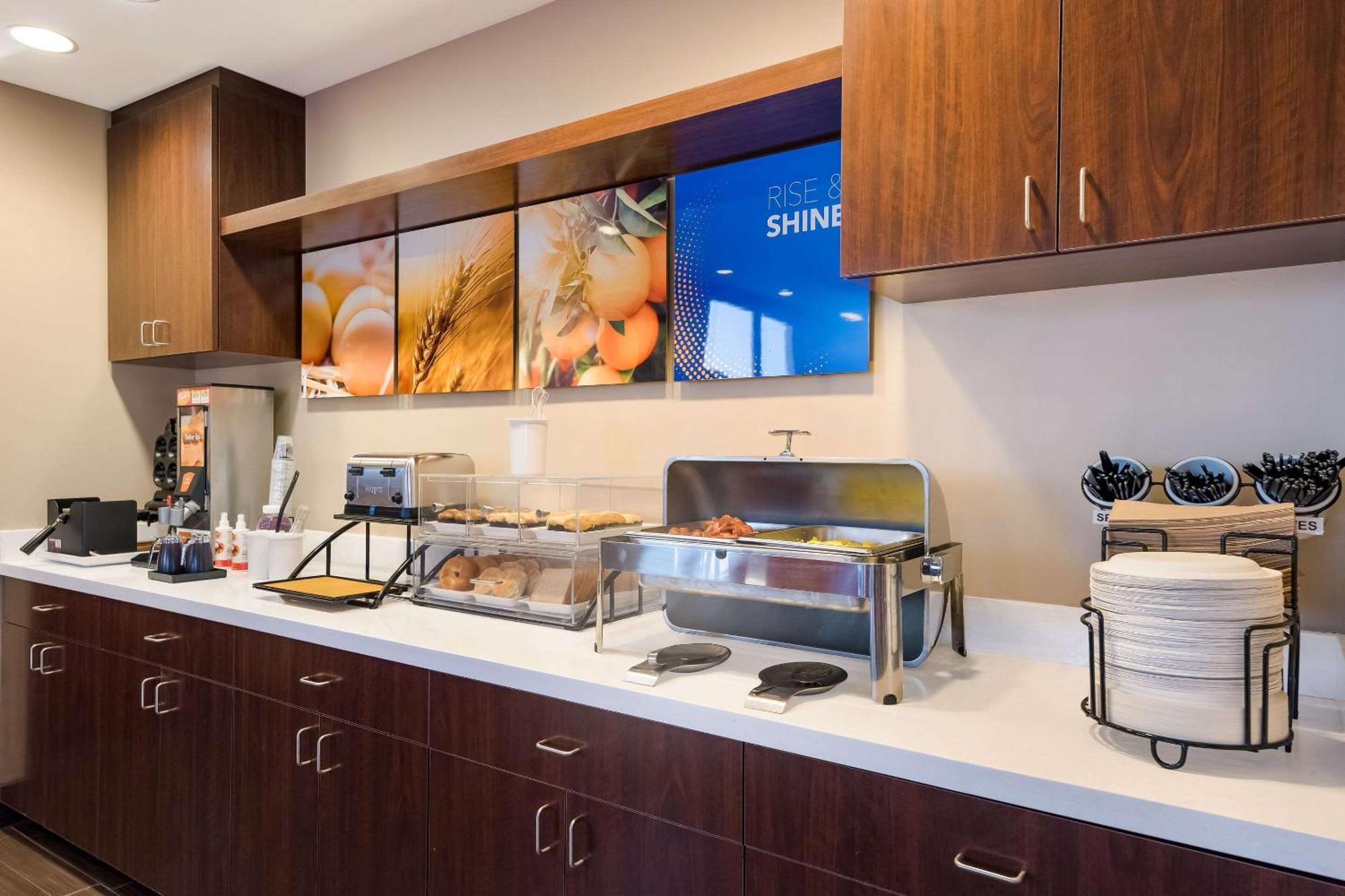 Comfort Inn & Suites Las Vegas - Nellis Exterior foto